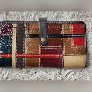 Vintage Fossil Patchwork Wallet Leather Patent Leather Brown Snap Closure